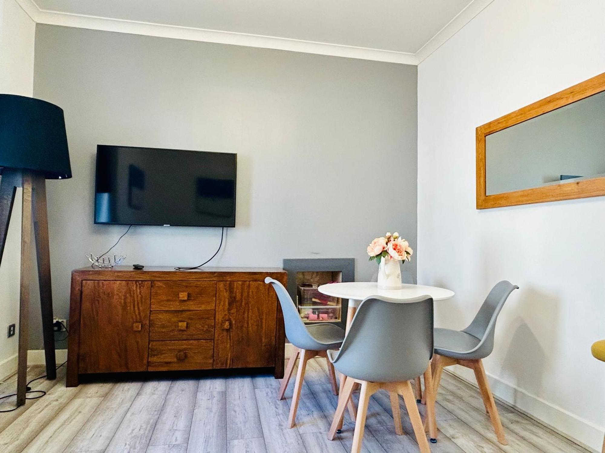 Appartamento 2b Near Sec, Ovo Hydro & Centre *