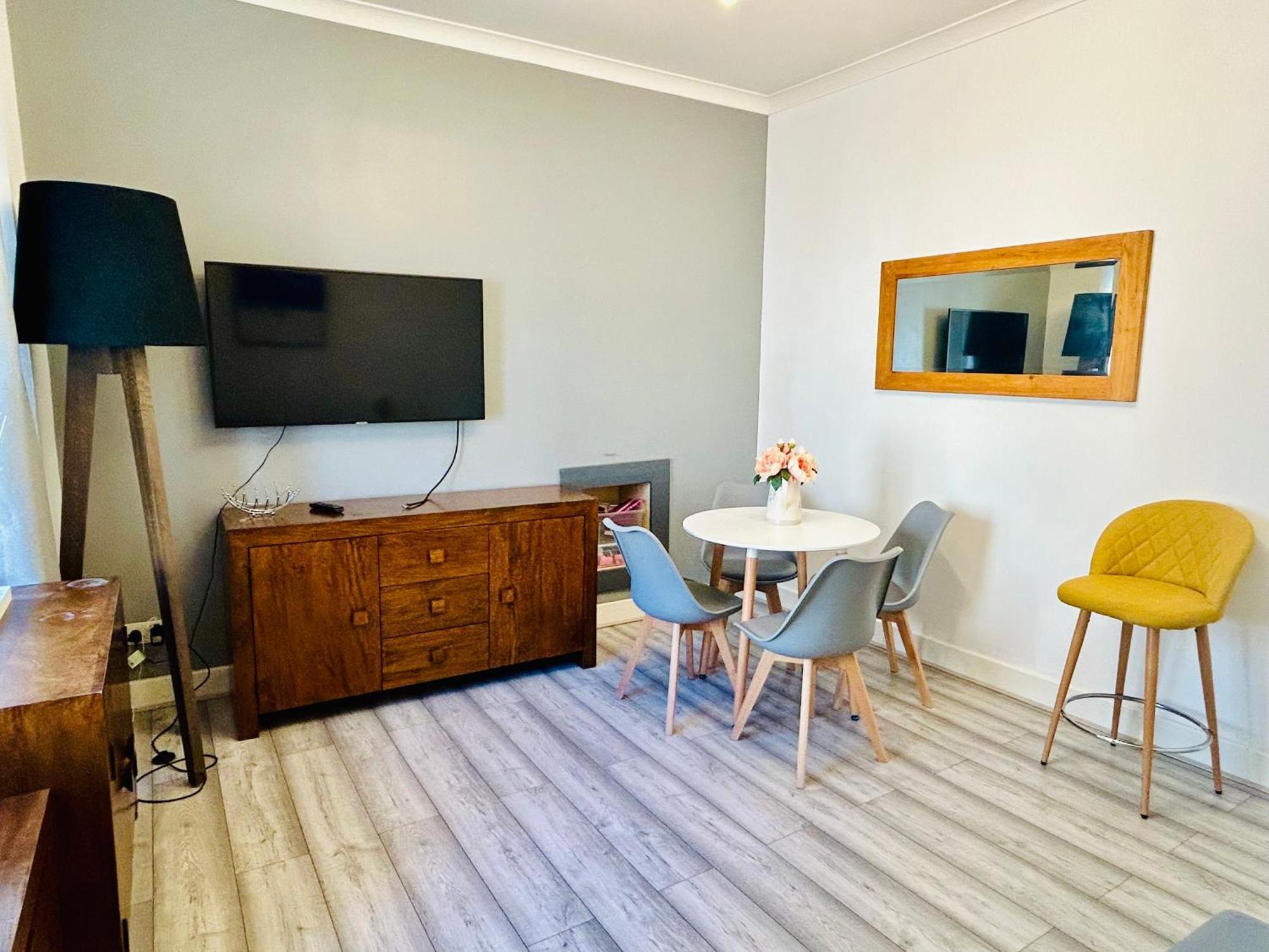 Apartment 2b Near Sec, Ovo Hydro & Centre *
